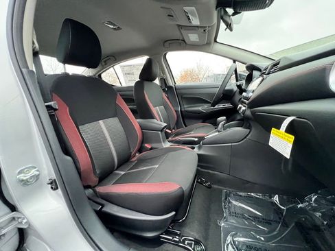 New 2025 Nissan Versa SR w/ Trunk Package image 26