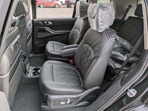New 2026 BMW X7 xDrive40i w/ Executive Package AWD/4WD image 21