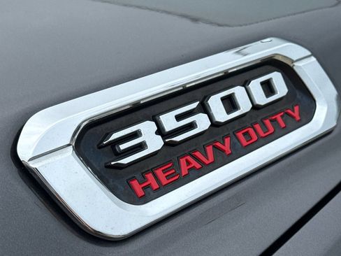 Used 2022 RAM 3500 Limited AWD/4WD image 6