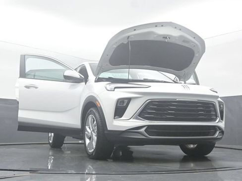 Used 2024 Buick Encore GX Preferred w/ Comfort Package FWD image 58