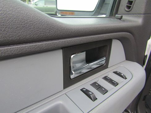Used 2013 Ford F150 XLT w/ Luxury Equipment Group AWD/4WD image 20