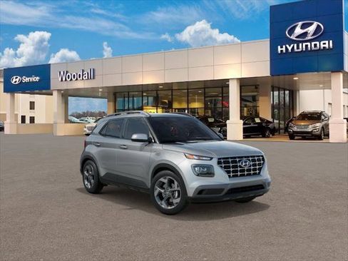 New 2025 Hyundai Venue SEL image 2