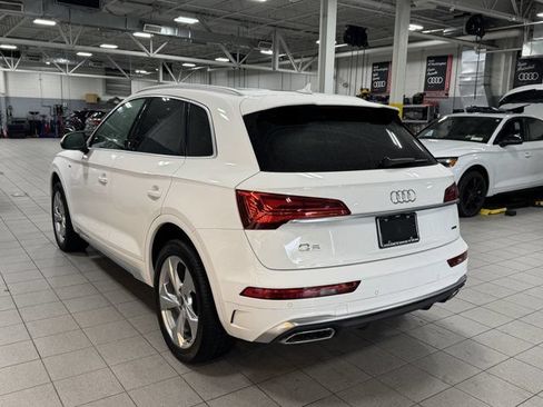 Certified 2022 Audi Q5 2.0T Premium Plus w/ Premium Plus Package AWD/4WD image 7
