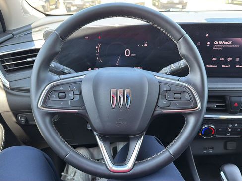 Used 2025 Buick Encore GX Preferred FWD image 15