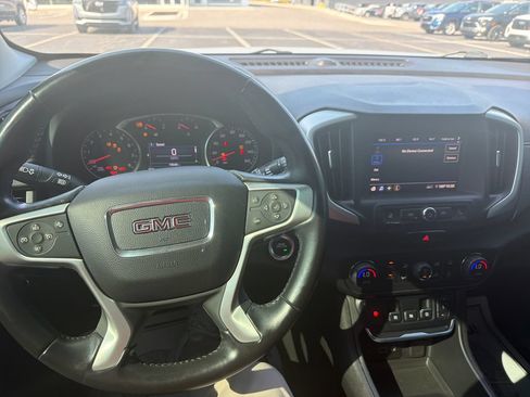 Used 2021 GMC Terrain SLE w/ Driver Convenience Package FWD image 16
