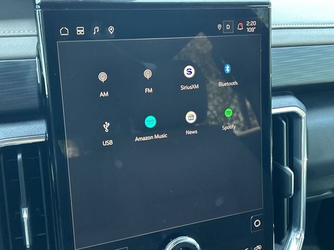 Used 2024 GMC Acadia Elevation FWD image 13