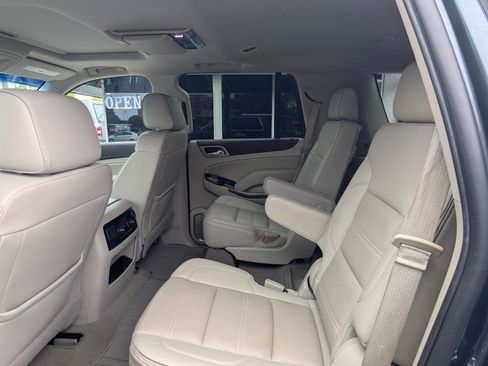 Used 2019 GMC Yukon Denali w/ Open Road Package AWD/4WD image 38