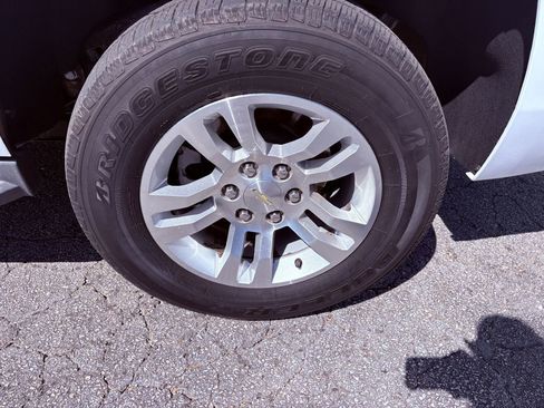 Used 2016 Chevrolet Tahoe LT image 16