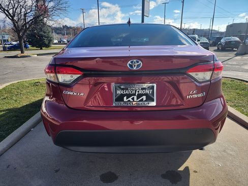 Used 2023 Toyota Corolla LE image 6