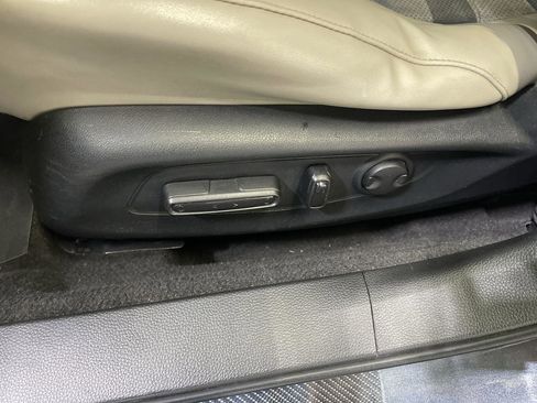 Used 2023 Honda Accord EX-L image 12