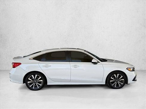 Used 2022 Honda Civic EX image 4