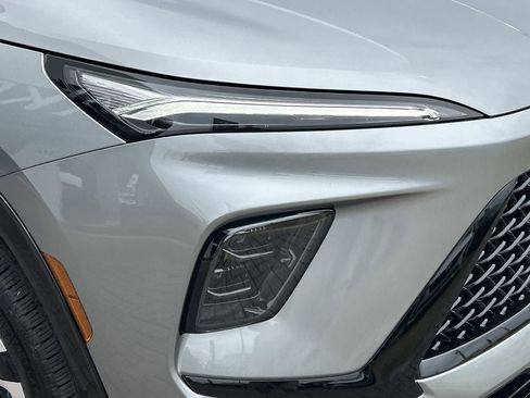 New 2026 Buick Enclave Sport Touring w/ Power Package image 8