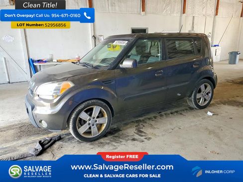 Used 2010 Kia Soul ! FWD image 1
