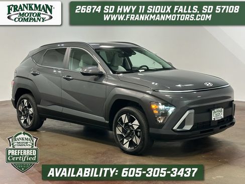 Used 2025 Hyundai Kona SEL AWD/4WD image 1