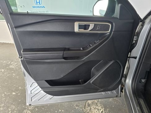 Used 2023 Ford Explorer 2WD image 20