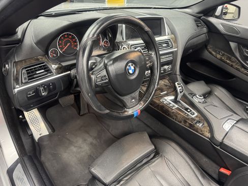 Used 2012 BMW 650i Convertible RWD image 9