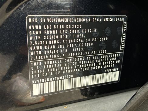 Used 2026 Volkswagen Tiguan SE AWD/4WD image 31