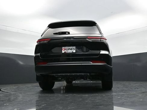 New 2026 Jeep Grand Cherokee Altitude AWD/4WD image 60