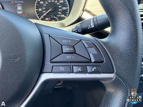 Used 2025 Nissan Altima 2.5 SV FWD image 22