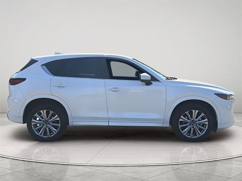 Used 2023 MAZDA CX-5 Signature image 14
