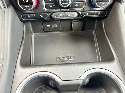 Used 2024 Chevrolet Tahoe LT image 30