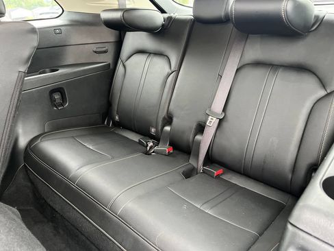 Used 2024 MAZDA CX-90 3.3 Turbo w/ Preferred Package AWD/4WD image 29