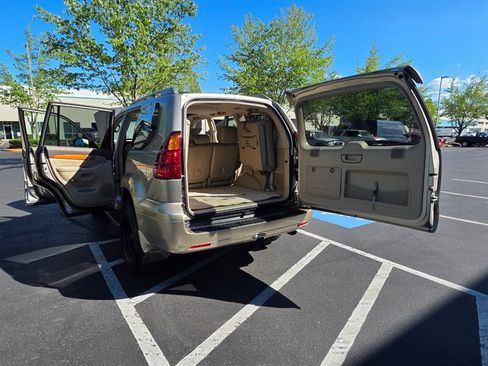 Used 2004 Lexus GX 470 AWD/4WD image 27