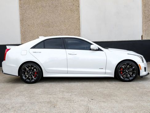 Used 2017 Cadillac ATS V w/ Carbon Black Package RWD image 6