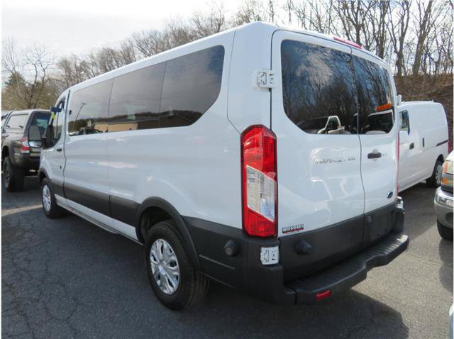 Used 2015 Ford Transit 350 XLT RWD image 2