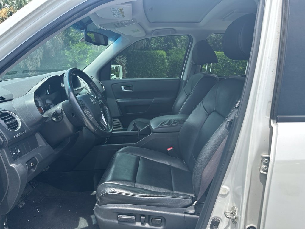 Used 2013 Honda Pilot Touring image 24