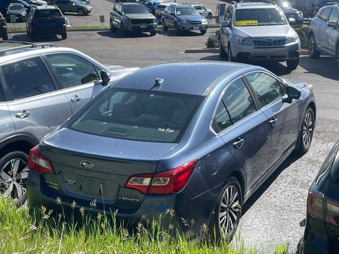 Used 2018 Subaru Legacy 2.5i Premium AWD/4WD image 3