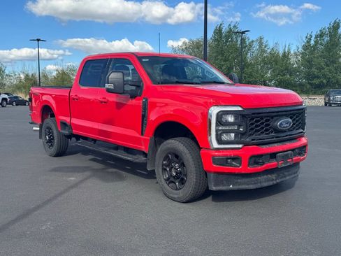 Used 2024 Ford F250 XLT w/ XLT Premium Package AWD/4WD image 9