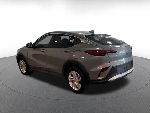 Used 2025 Buick Envista Preferred image 10