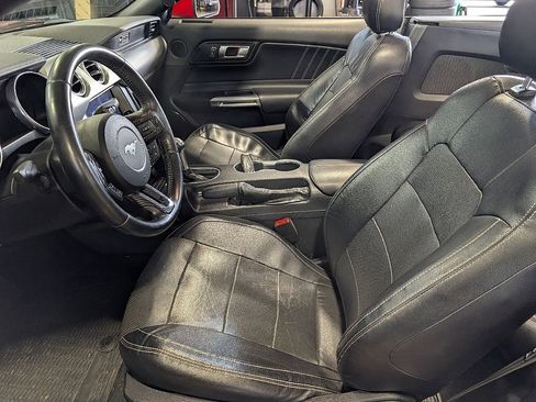 Used 2020 Ford Mustang GT Premium RWD image 27