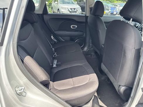 Used 2019 Kia Soul FWD image 9