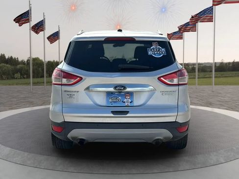 Used 2016 Ford Escape Titanium FWD image 4