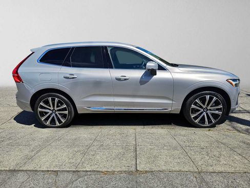 Certified 2023 Volvo XC60 T8 Ultimate AWD/4WD image 2