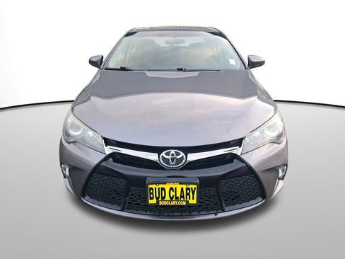 Used 2017 Toyota Camry XSE image 9