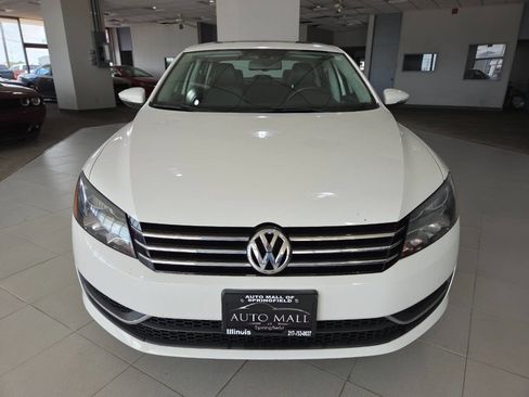 Used 2012 Volkswagen Passat 2.5 SE FWD image 2