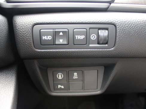 Used 2018 Honda Accord Touring image 27