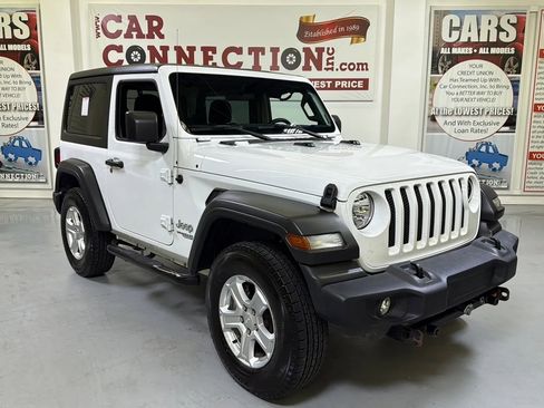 Used 2019 Jeep Wrangler Sport AWD/4WD image 1