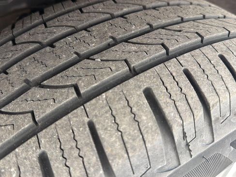 Used 2021 GMC Acadia SLE w/ Driver Convenience Package image 15