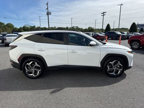 Certified 2023 Hyundai Tucson SEL w/ Convenience Package FWD image 8