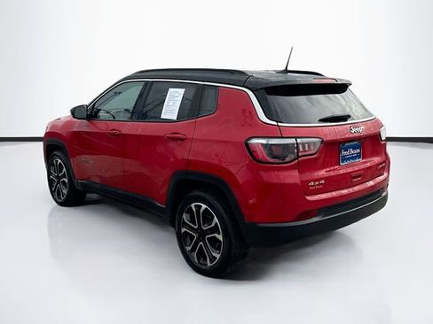 Used 2024 Jeep Compass Limited image 5