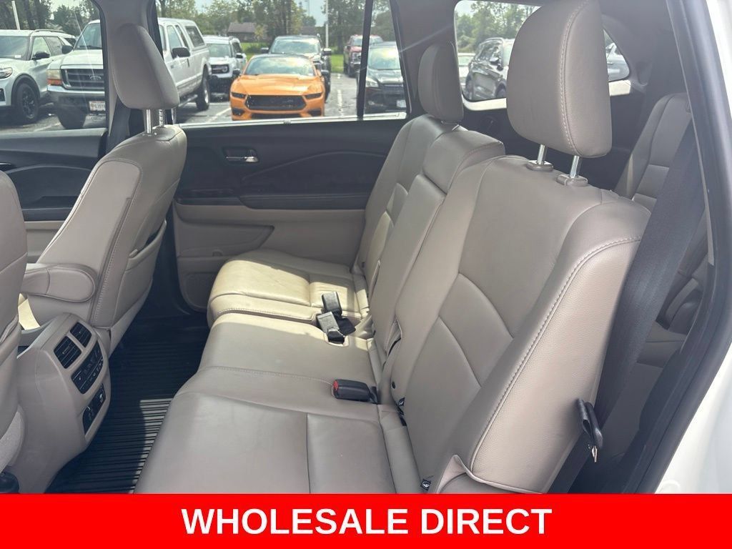 Used 2019 Honda Pilot Touring image 28