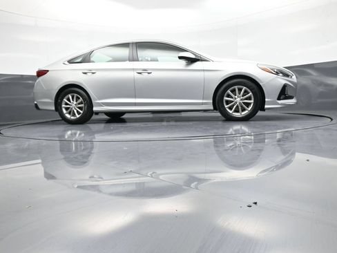 Used 2018 Hyundai Sonata SE FWD image 28