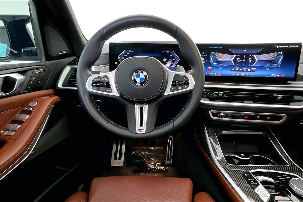 Used 2024 BMW X7 M60i AWD/4WD image 6