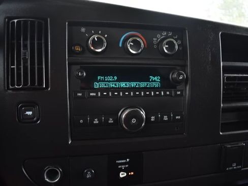 Used 2021 Chevrolet Express 2500 2500 w/ Driver Convenience Package image 12