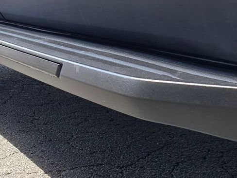 Used 2021 Cadillac Escalade ESV Premium Luxury image 4