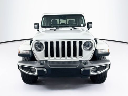 Used 2021 Jeep Gladiator Overland w/ Popular Equipment Package AWD/4WD image 2